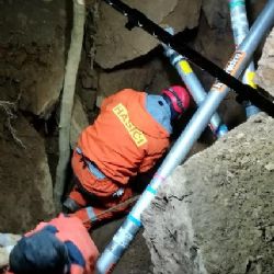 Hasiči se opět snažili o záchranu jezevčíka