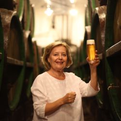Herečka a diplomatka Magda Vášáryová je čestnou znalkyní plzeňského ležáku
