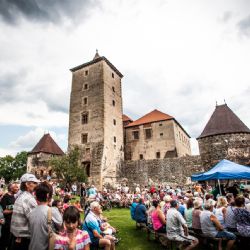 Honzík z Arabely provázel na Švihově, na nádvoří zazpívala Saxana