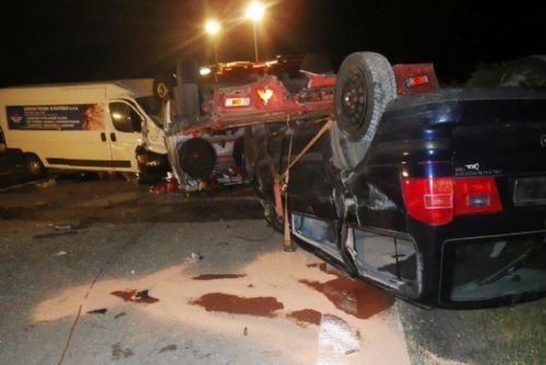 Foto: Hromadná noční autonehoda na dálnici D5 u Nýřan