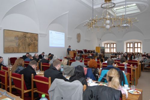 Foto: I nelegální ubytovny na území města byly tématem konference v Plzni 