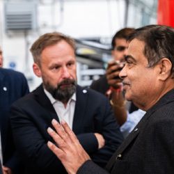 Indický ministr silniční dopravy a dálnic navštívil Škoda Group v Plzni