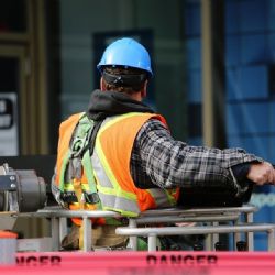 Zdražení materiálů a staveb zvýší náklady na investice měst na Plzeňsku
