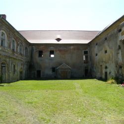 Klub oživuje zámek v Čečovicích, na opravy půjde i výtěžek bálu  