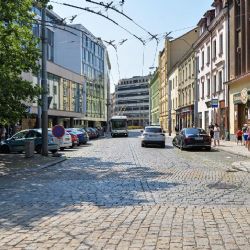Kotíkovská, Goethova, Přeučilova. V pondělí startují stavby a dopravní omezení