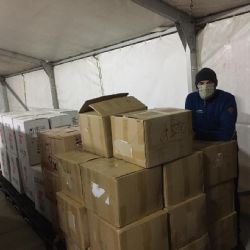 Kraj distribuuje další respirátory a dezinfekci