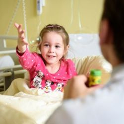 Krajské nemocnice podepsaly smlouvu s VZP na dalších pět let