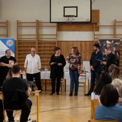 Kuchařku pro syna pokřtili Zdeněk Pohlreich a Marie Formáčková 