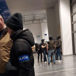 Kvůli údajné střelbě na univerzitě jsou obviněni dva studenti