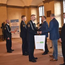 Město Plzeň ocenilo hrdiny za záchranu života