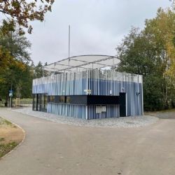 Město vybudovalo u Boleváku nový stánek a předalo ho provozovateli