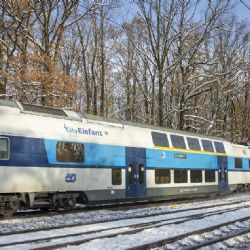 Modernizace tratě u Berouna mění jízdní řády vlaků na Prahu