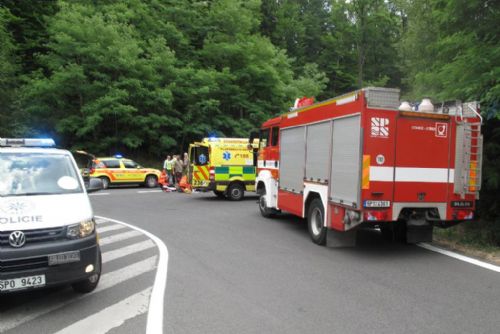 Foto: Motorkář zemřel po střetu s autem na Rokycanské