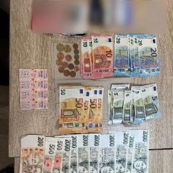 Na Doubravce našel peněženku se 17 tisíci Kč a eury, vrátil ji