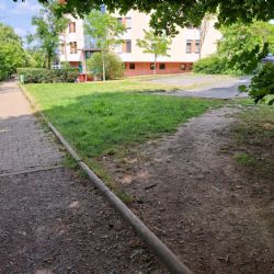 Na Doubravce se budují průšlapy na přání občanů