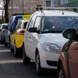 Na Rokycansku kradli autobaterie, půjdou k soudu
