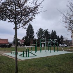 Nabídku sportovišť v Dobřanech rozšířilo očekávané workoutové hřiště