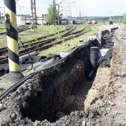 Nález letecké pumy v sobotu evakuoval v Plzni okolí Jateční ulice a zastavil vlaky, pyrotechnik ji zneškodnil