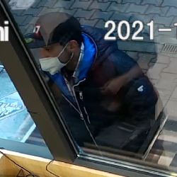 Našli peněženku a v Plzni platili kartou. Pomůžete objasnit případ?