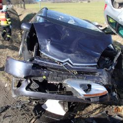 Nehoda na křižovatce Všeruby-Kokořov: Dvě zranění