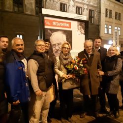 Nezapomeňme. Plzeňská TOP 09 si připomněla důležitost demokracie