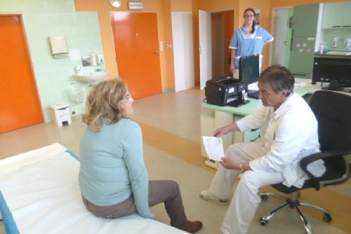 Foto: Nová chirurgická ambulance v Domažlicích přináší pacientům i zdravotníkům větší komfort