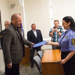 Noví strážníci v Plzni složili slib, táhne i stotisícový příspěvek