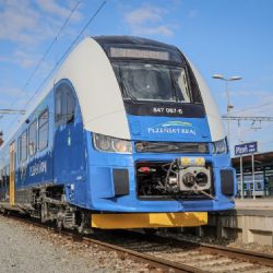Nový jízdní řád v kraji: soupravy RegioFox do Železné Rudy a drobné úpravy