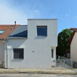 Od Západu nefouká? Do Plzně zavítá architekt Sládeček