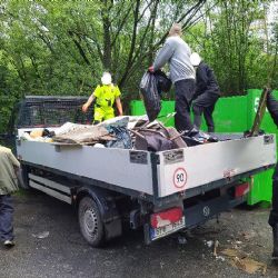 Odsouzení pomáhali s úklidem na Borech