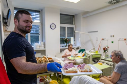 Foto: Pacienti následné péče ve Stodu mají snídaně ze švédského stolu