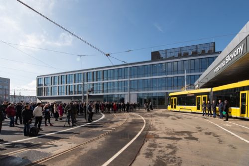 Foto: Plzeň má novou a moderní tramvajovou vozovnu