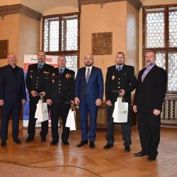Plzeň ocenila osobnosti z řad záchranných složek za mimořádné činy