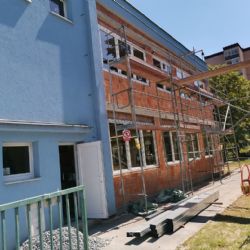 Plzeň opravuje během prázdnin své základní a mateřské školy  