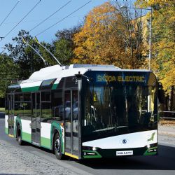 Plzeň posílí o nové bateriové trolejbusy ze Škody Transportation