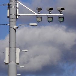 Plzeň sleduje průjezd aut na červenou, spouští ostrý provoz