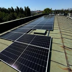 Plzeň spouští městské fotovoltaické elektrárny, ročně chce ušetřit až 15 milionů
