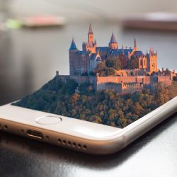 Plzeň spustila prvního virtuálního průvodce SmartGuide 