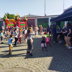 Plzeň získá dotaci na integraci cizinců, uspořádá kurzy češtiny