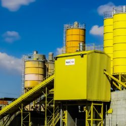 Plzeňané bojují proti stavbě betonárky