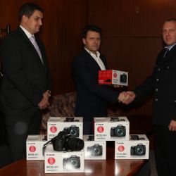 Plzeňský centrální obvod věnoval policii peníze na fotoparáty