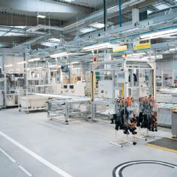 Daikin zaměstnancům od dubna zvýšil mzdy i odměny za odpracované roky