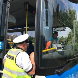 Policisté v kraji kontrolovali náklaďáky a autobusy