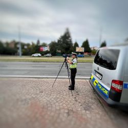 Policisté v kraji obsadili silnice, hlídali hlavně rychlost