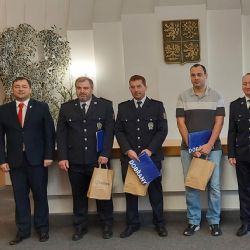 Policisté z Dobřan zachránili životy. Převzali ocenění
