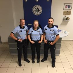 Policisté zabránili ženě, aby spáchala sebevraždu
