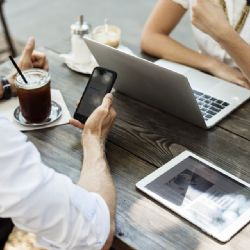 Plzeň natáčí podcasty se startupisty a odborníky na podnikání