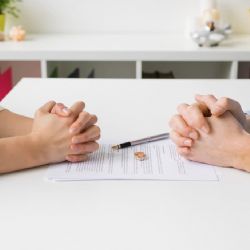 Předmanželská smlouva: Dává smysl i kvůli nemovitosti?