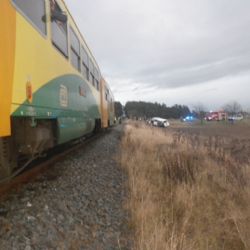 Při nehodě dodávky s vlakem u Kamenného Újezda se nikdo nezranil