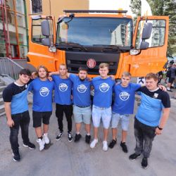 Projekt Tatra do škol úspěšně pokračoval předáním dalších dvou automobilů 